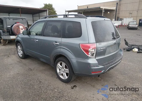 2010 Subaru Forester 2.5X Premium z USA, uszkodzony, nr VIN JF2SH6CC4AH718407
